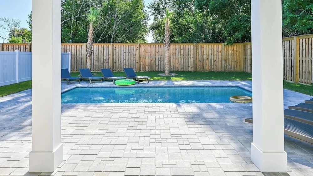 Laguna Beach Retreat by AvantStay | Private Pool + Steps to the Beach • Near Pier Park and Dining