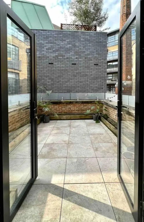 Modern Retreat in the Heart of Shoreditch