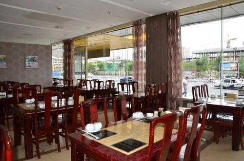 Jinyi Chain Hotel Hohhot Zhandong Road Moore City