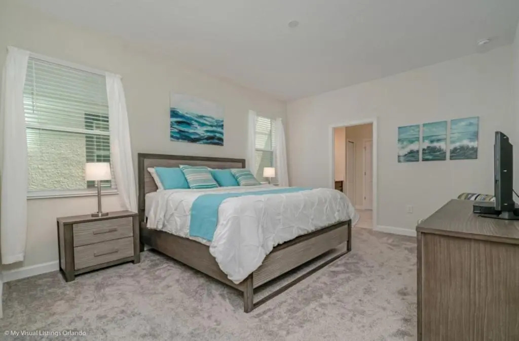Brand NEW 9 Bed Home 20 People Kids Love Water Park Cinema at Champion Gates