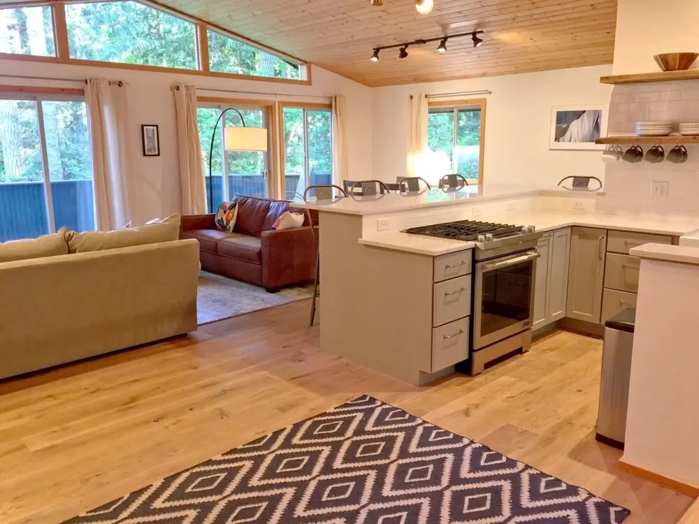 Mt Baker Lodging Cabin 54 Sleeps 6