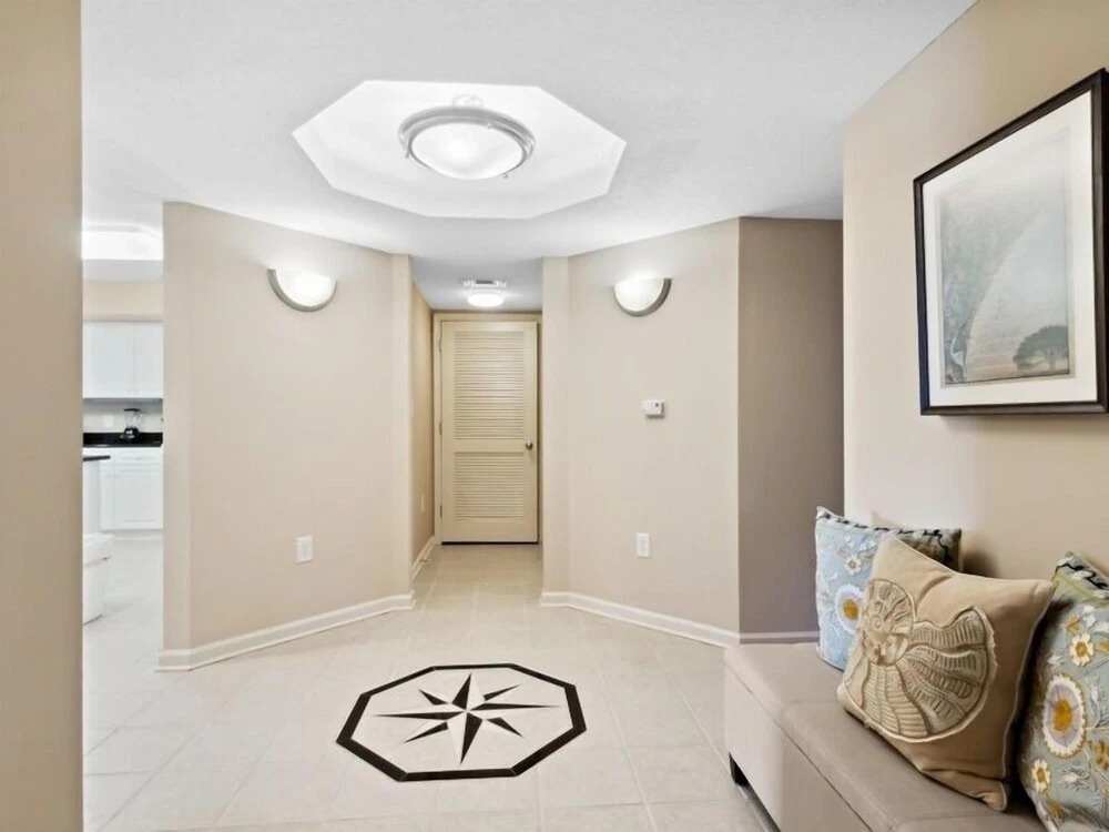 Yacht Club Villas #2-405