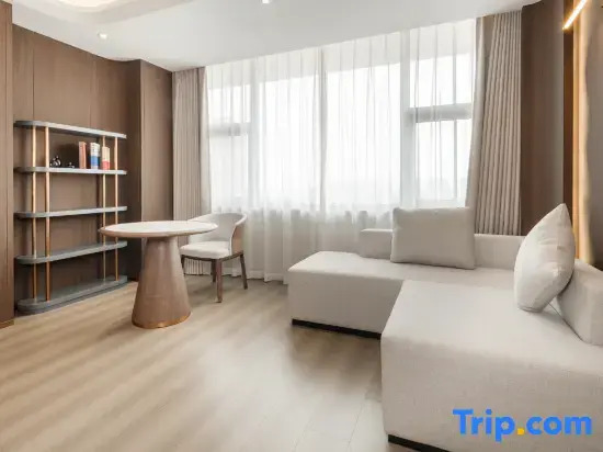 Yuehua Jinpu International Hotel (Pubei Aoyuan Plaza)