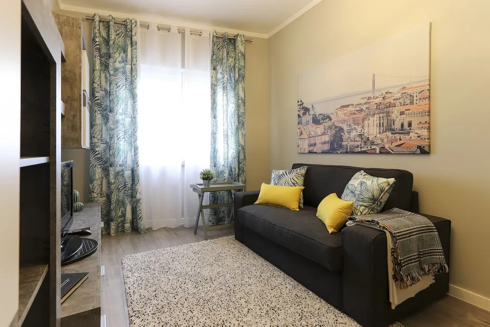 Cosy Estrela by Homing