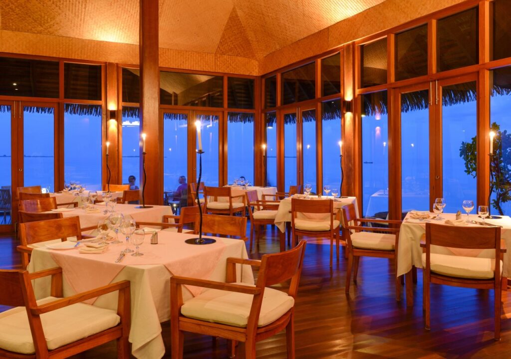 Курорт Adaaran Prestige Water Villas - with Dine around Premium All inclusive - 24 hours   45 Minutes from Male by Seaplane