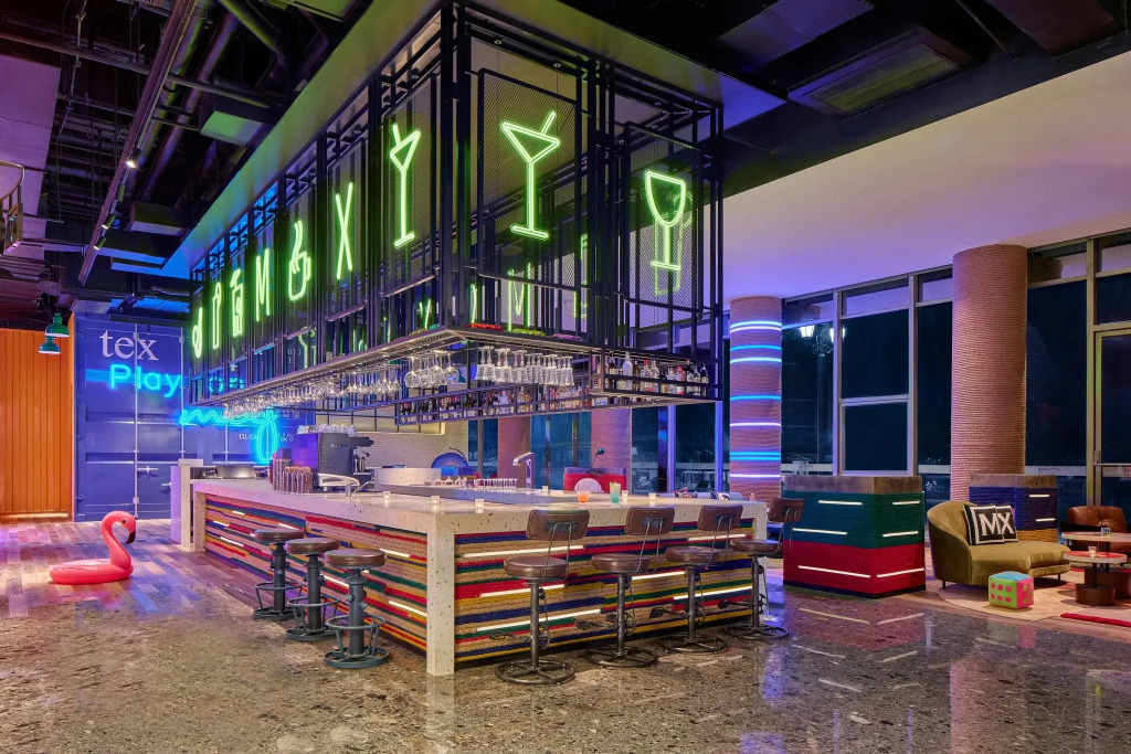 Moxy Ningbo Old Bund