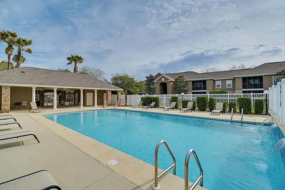 Foley Condo w/ Pool Access: 10 Mi to Gulf Shores!