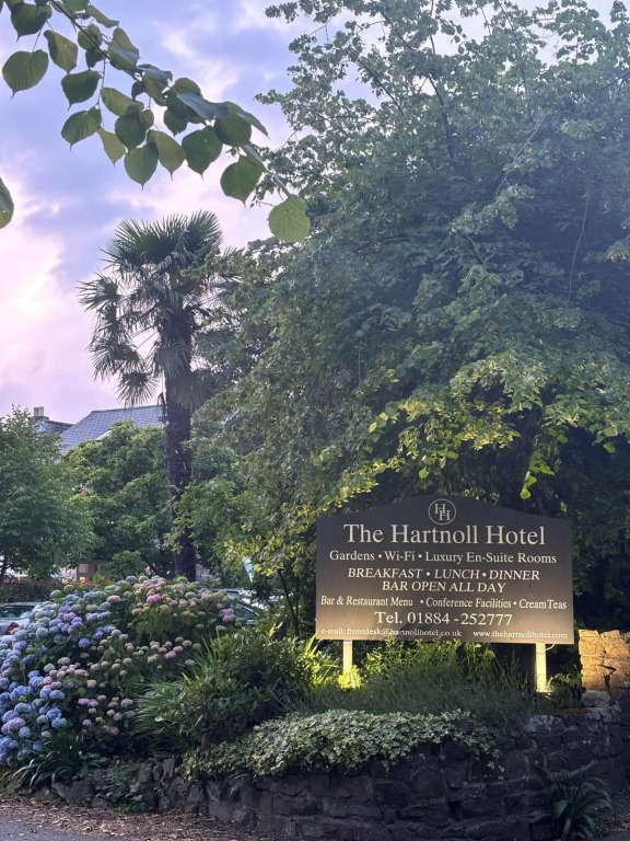 Hartnoll Hotel