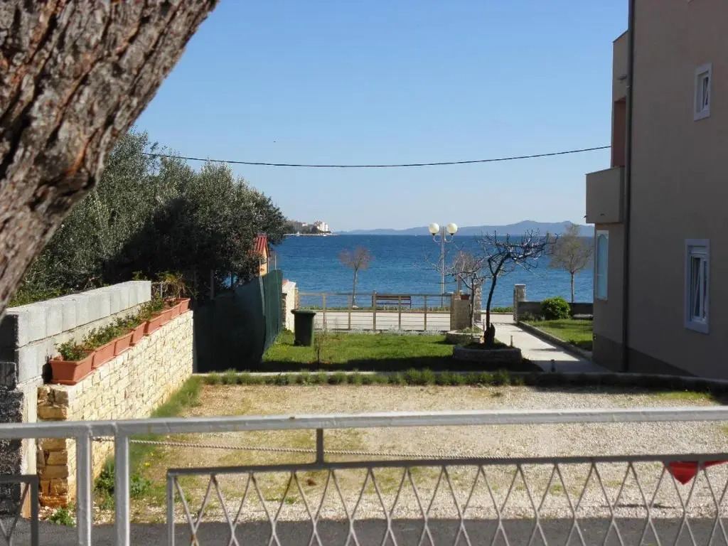 Apartments Gorda - 50m from beach