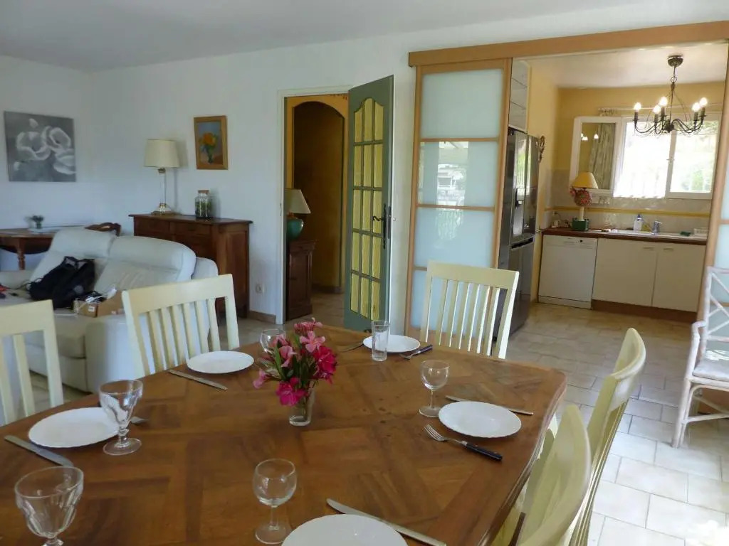 Villa Le Lavandou, 3 pièces, 4 personnes - FR-1-308-146