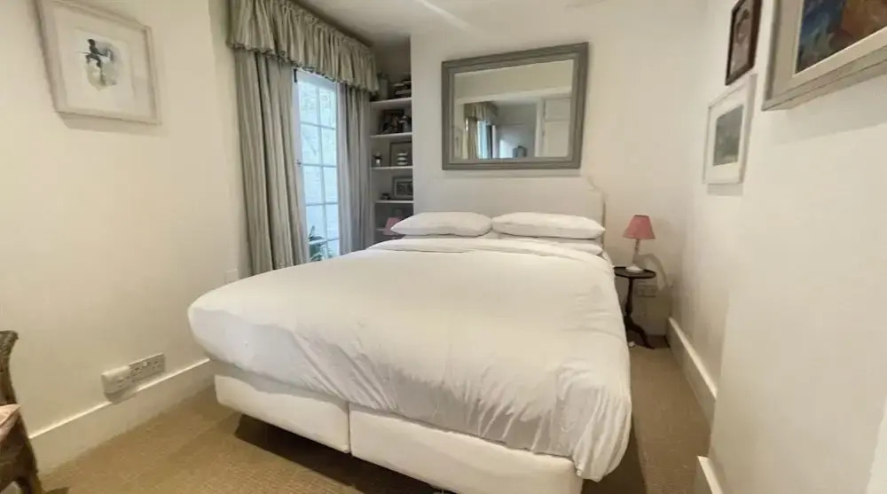 Second nest Chelsea