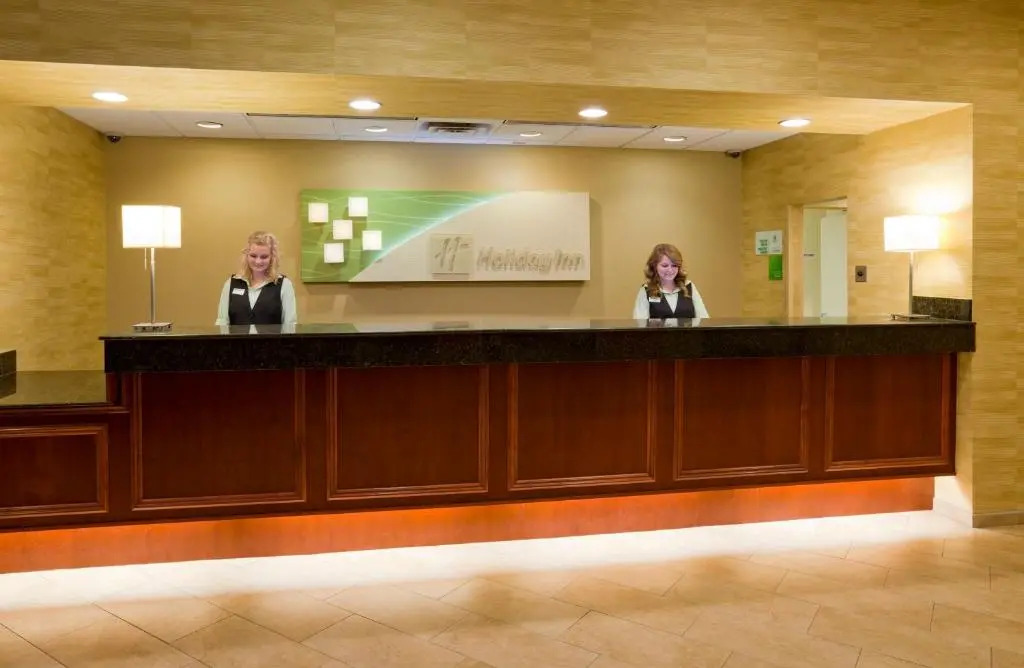 DoubleTree by Hilton Austin, MN