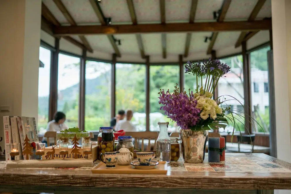 R&J GuestHouse