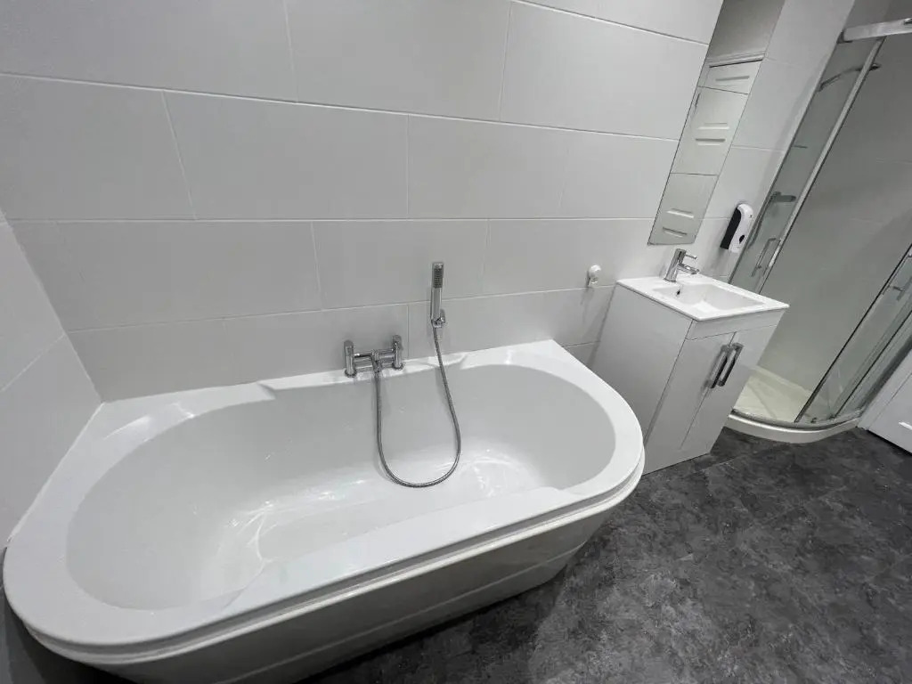 Friends House, Hot Tub, Sleeps 8