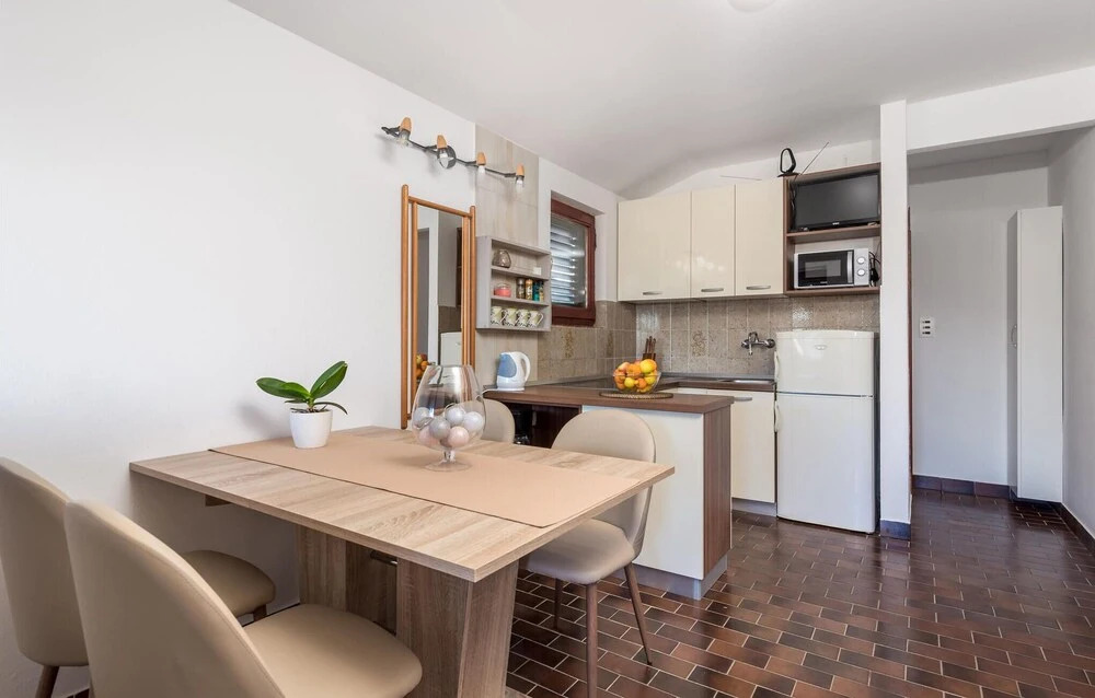Awesome Apartment in Rab With 2 Bedrooms and Wifi