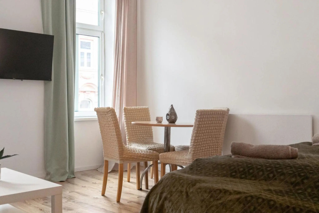 Comfortable 2BR Apt Near Schloss Schönbrunn