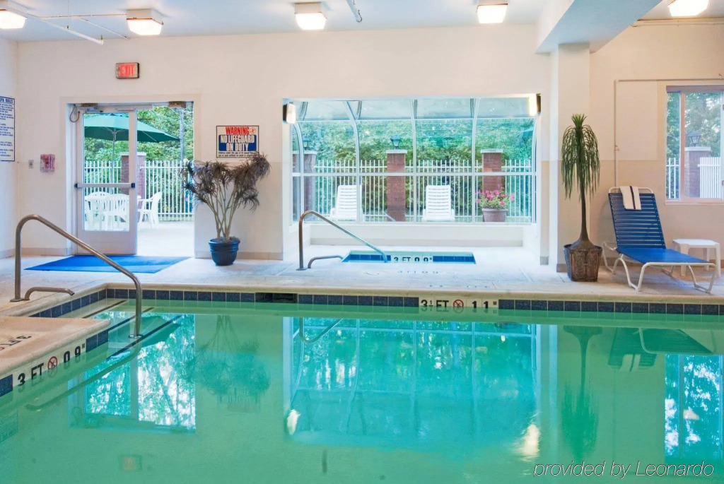 Holiday Inn Express Hotel & Suites Emporia by IHG