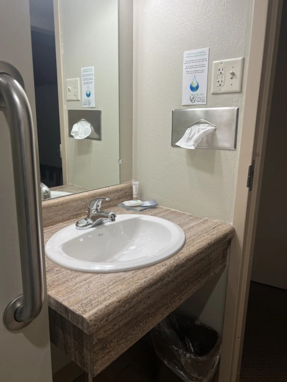 The Stables Inn & Suites