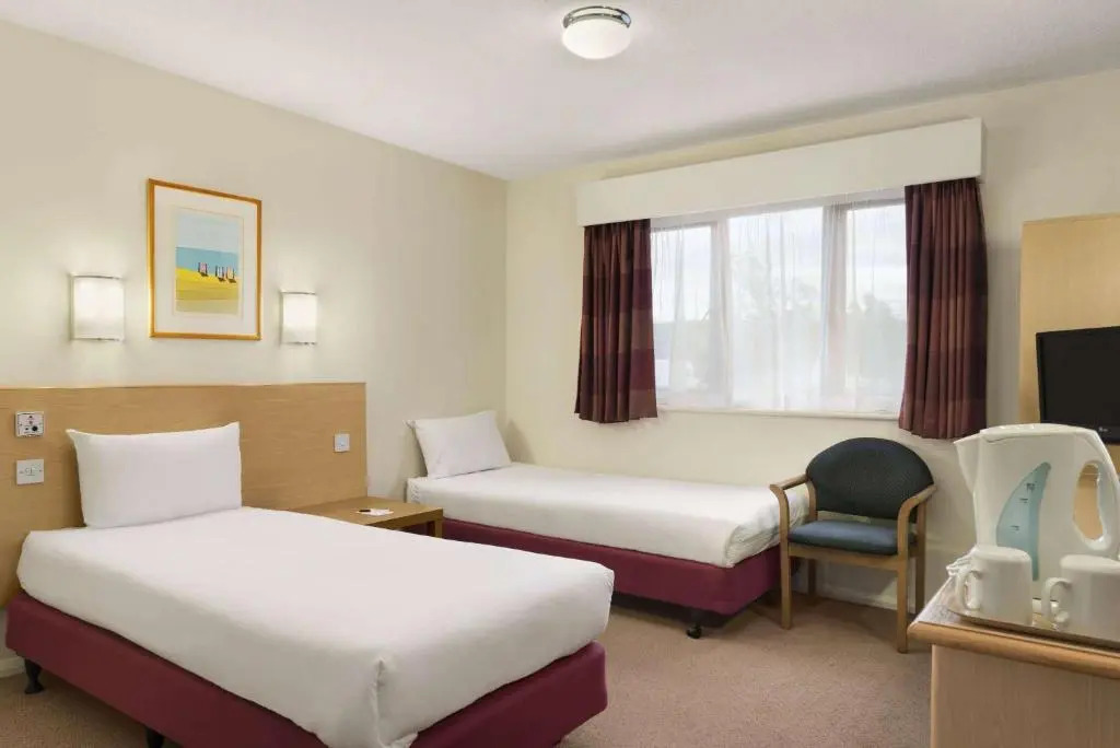 Days Inn Hotel Warwick South - Southbound M40
