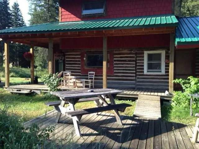 Creekside Cabin