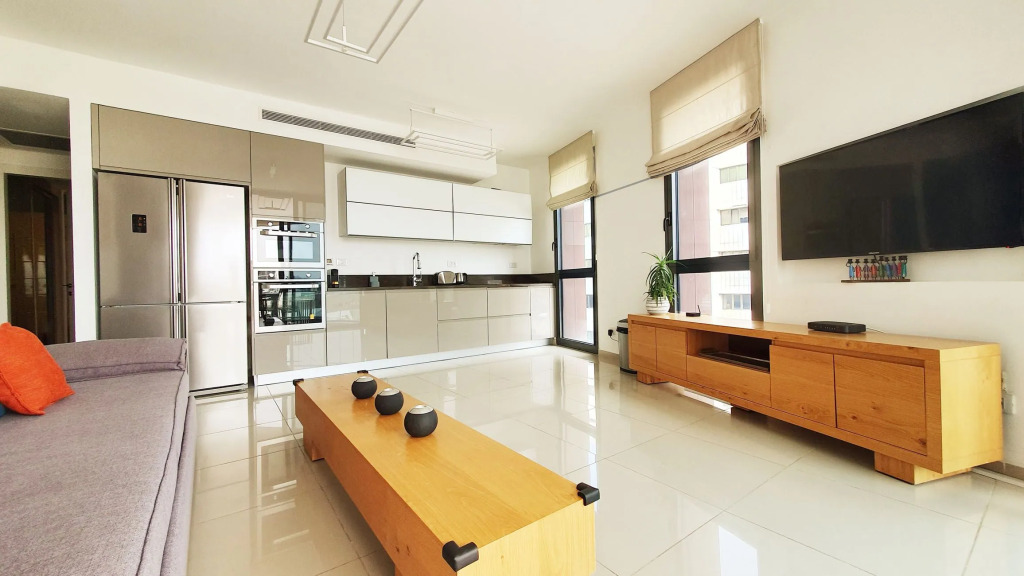 Apartment Rubis | 2BR | Tel Aviv | Florentin | Ma'on St | #TL15