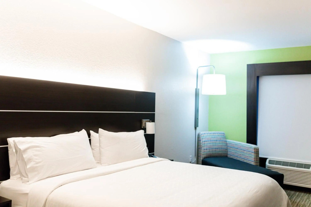 Holiday Inn Express Hotel & Suites Greenville by IHG