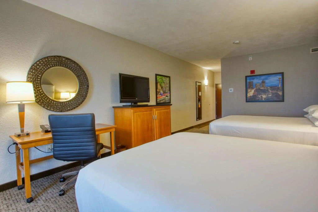 Drury Inn & Suites San Antonio Near La Cantera