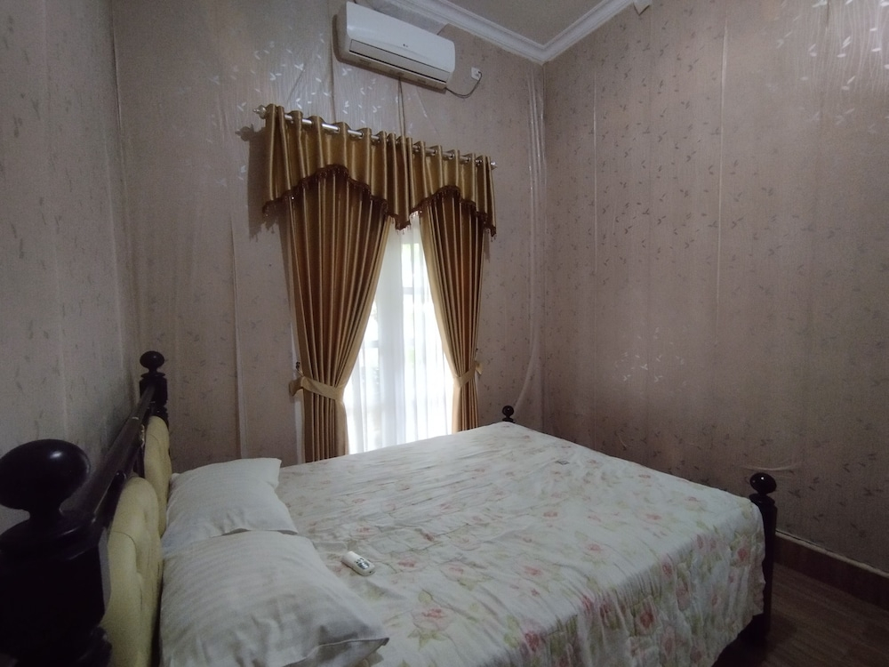 Hotel O Homestay Bonjeruk Near Restoran Pawon 21 Bonjeruk