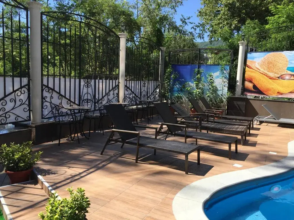Bridge House Hotel Sochi
