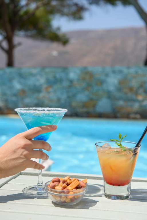 Yperia Hotel