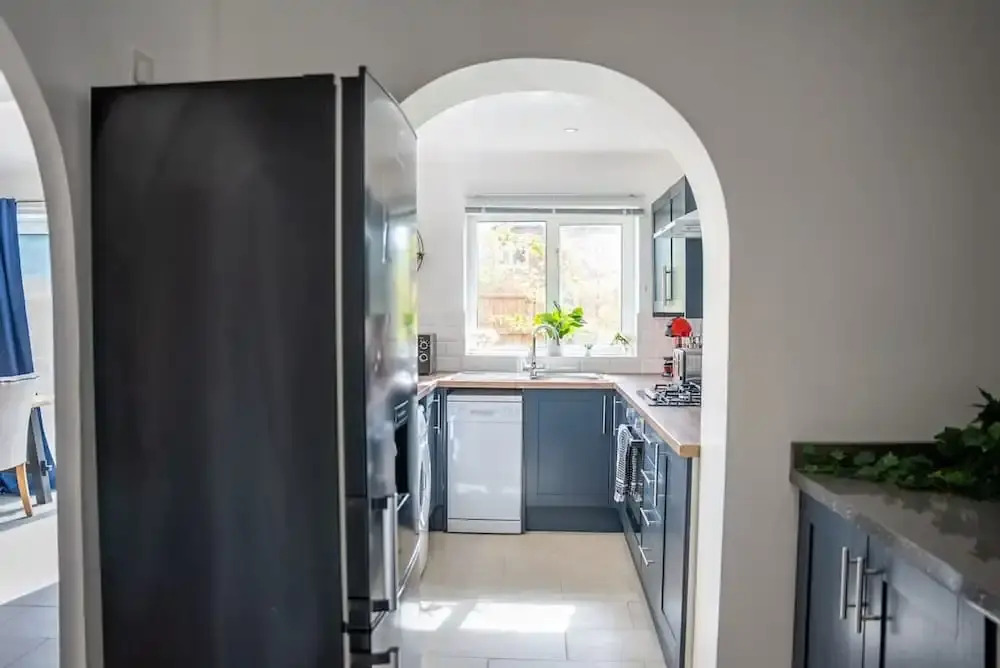 Host Stay Glazier Drive