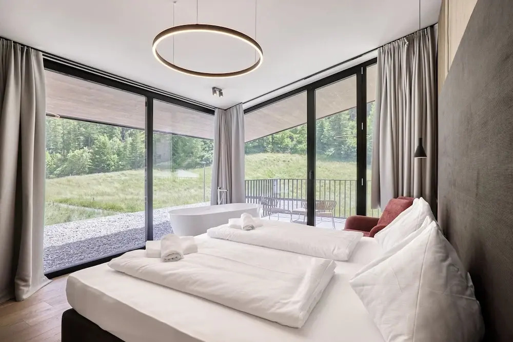 Chalet White Pearl by MYALPS