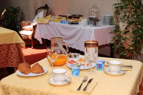 Hotel Siros