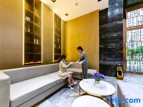 Lavande Hotel (Bazhong Rongbang Wanda Plaza Store)