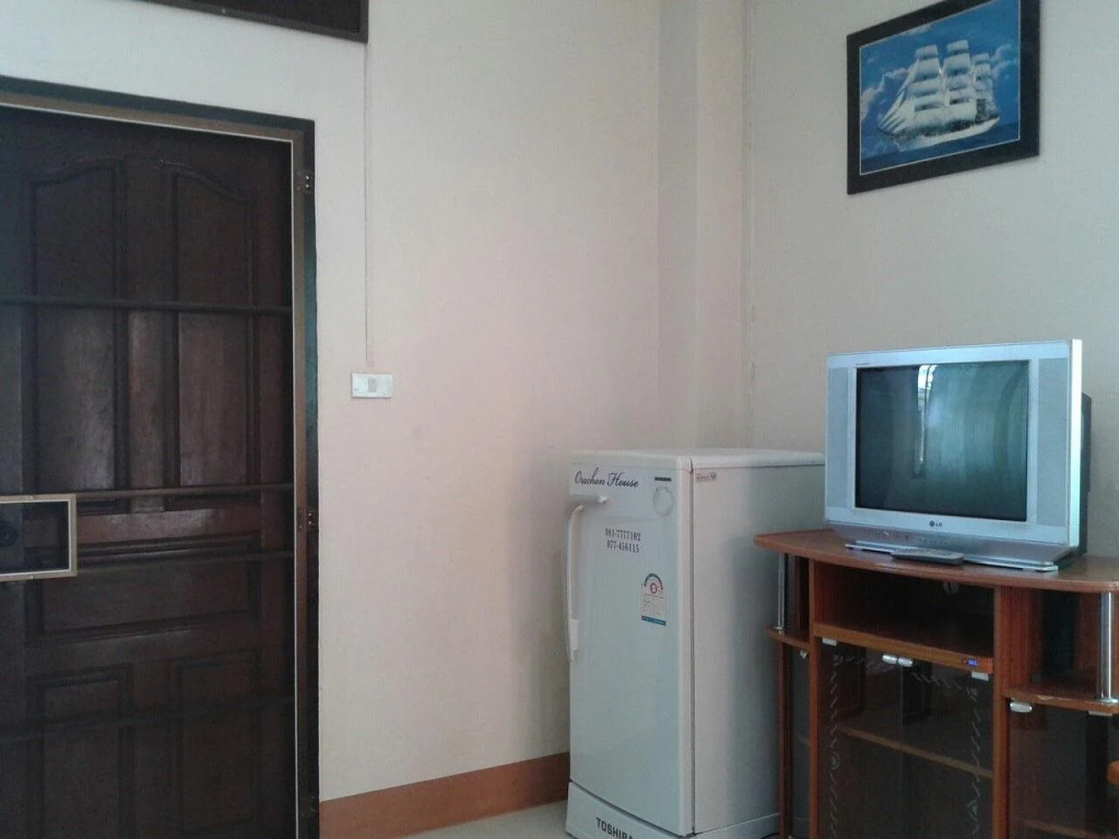 Orachon House