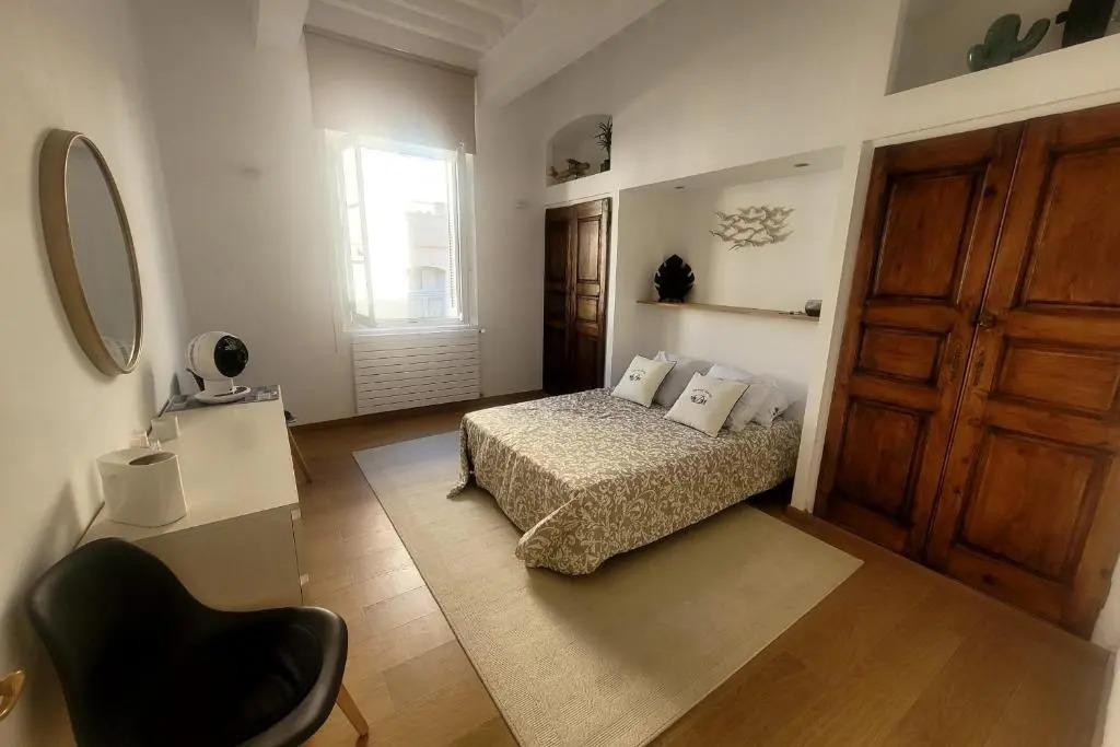spacious apartment for 4 in avignon !