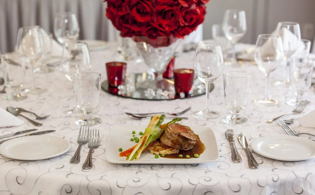 Holiday Inn Laval Montreal by IHG