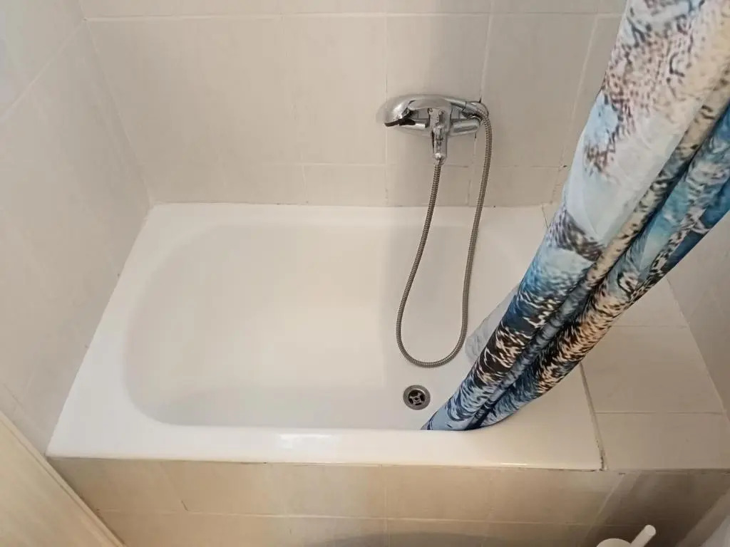 One Bedroom Flat 300m from Sea