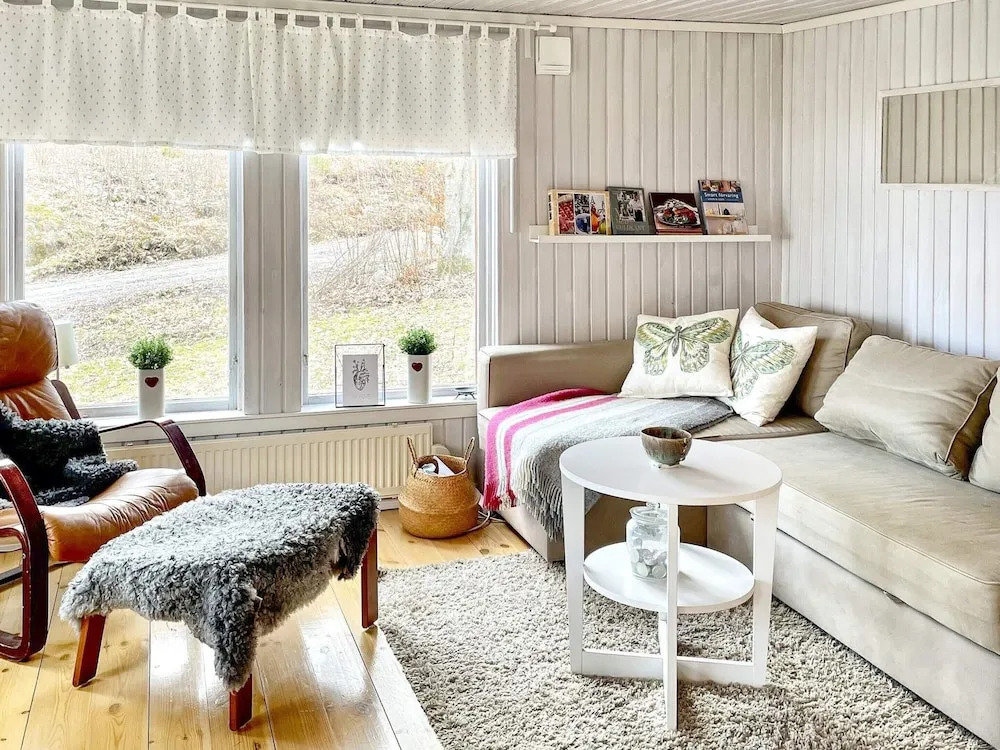 8 person holiday home in FAGERHULT-By Traum