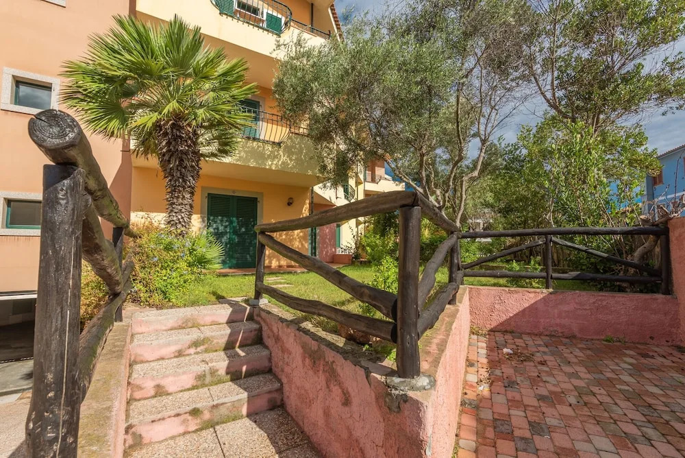 Quaint Residence I Mirti Bianchi 2 Bedroom Apartment Sleeps 6 -trilo 6