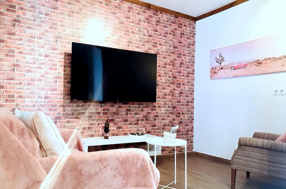 Apartment Alegranza in the beautiful Village of Mozaga, Lanzarote