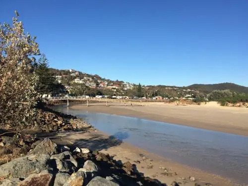 Beachfront 1, 25 Willow Street