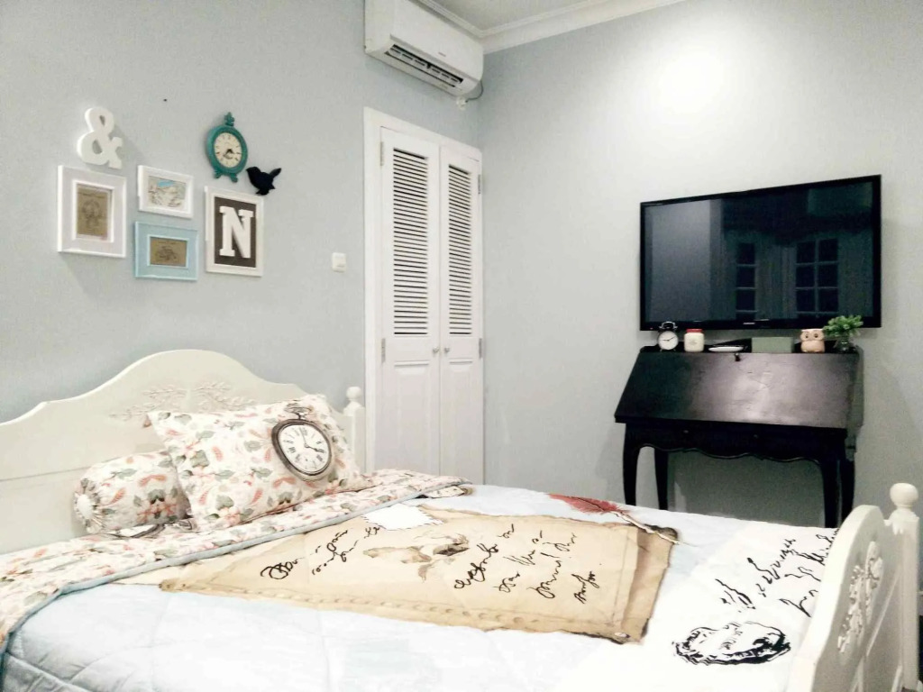 Cottonwood Bed & Breakfast House Bandung