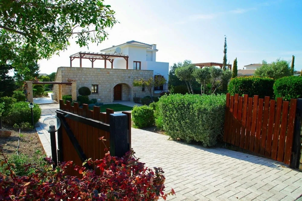 Aphrodite Hills Holiday Residences Superior Villas 4 Bedroom Superior Villa - 0342