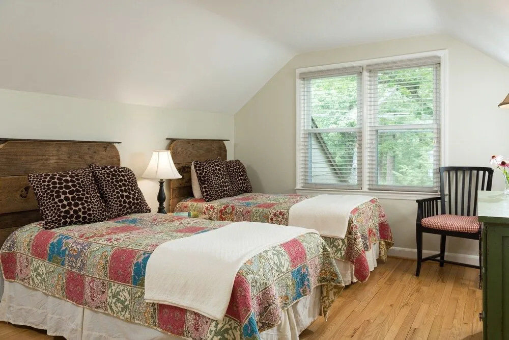 Chanticleer Inn