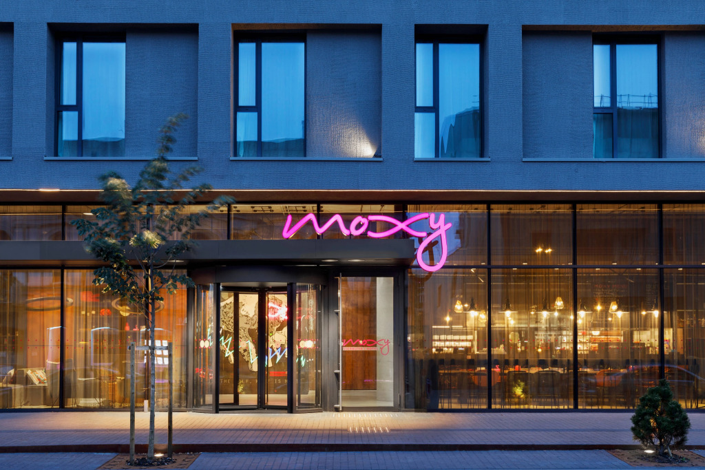Отель Moxy Kaunas Center