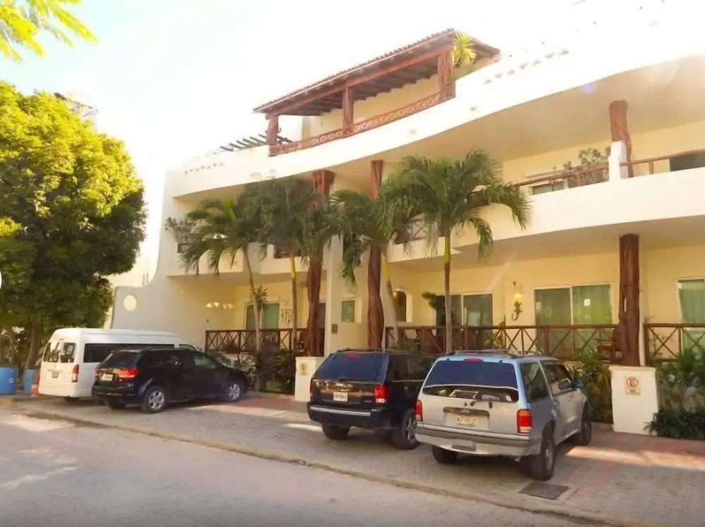 Las Olas family Townhome Apartments