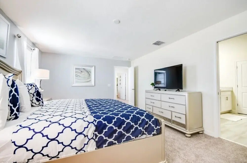 9012SD Amazing 6 Bedroom 6 Bathroom