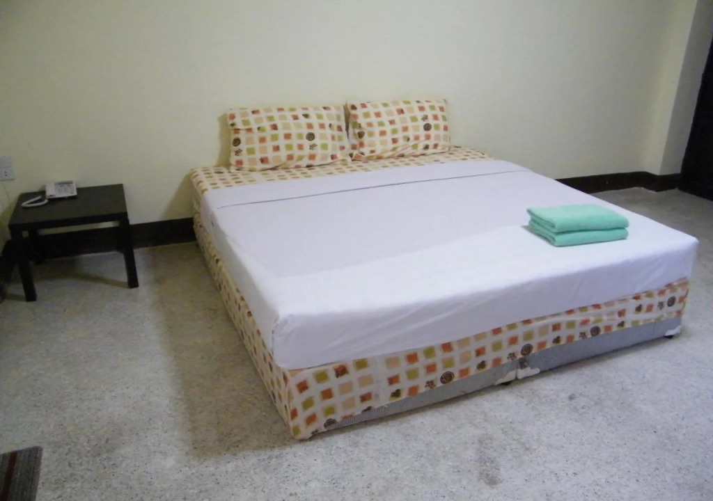 Khamsrithongchai hotel