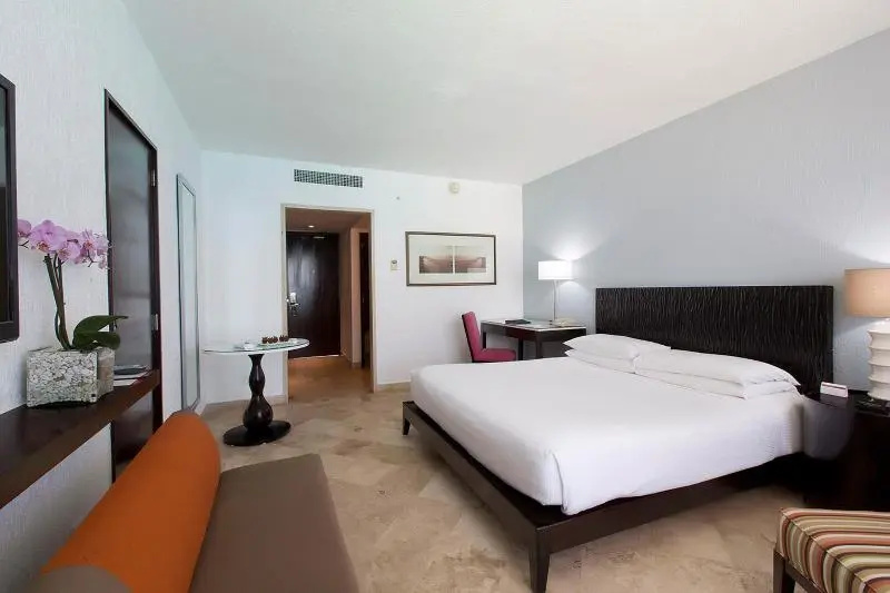 Двухместный номер Standard (двуспальная кровать) в Krystal Grand Cancun